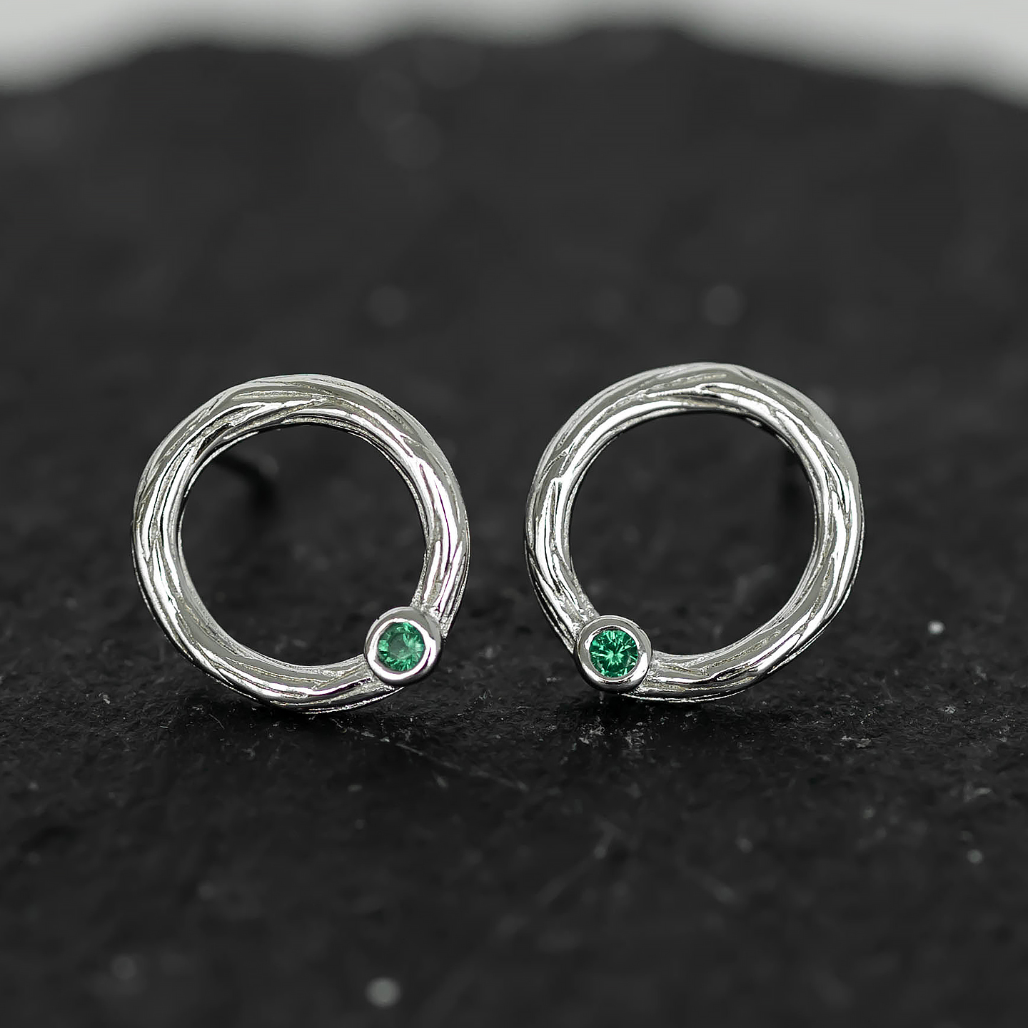 S925纯银复古不规则圆环耳钉