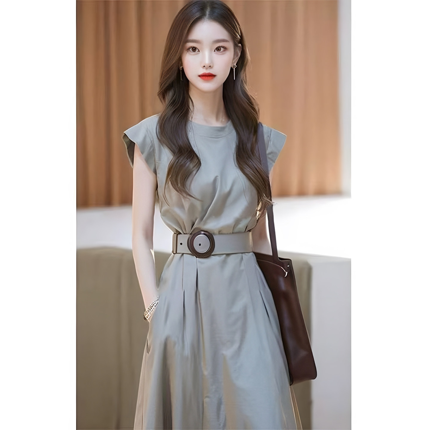绝美轻奢不撞款独特别致连衣裙女