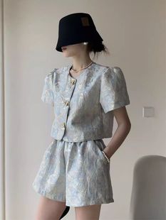 奥吻2024夏法式 两件套 小香宫廷重工提花刺绣泡泡袖 小上衣阔腿短裤
