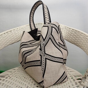 UC实用时髦原创小马图腾编织设计包原麻亚麻印花百搭帆布包托特包