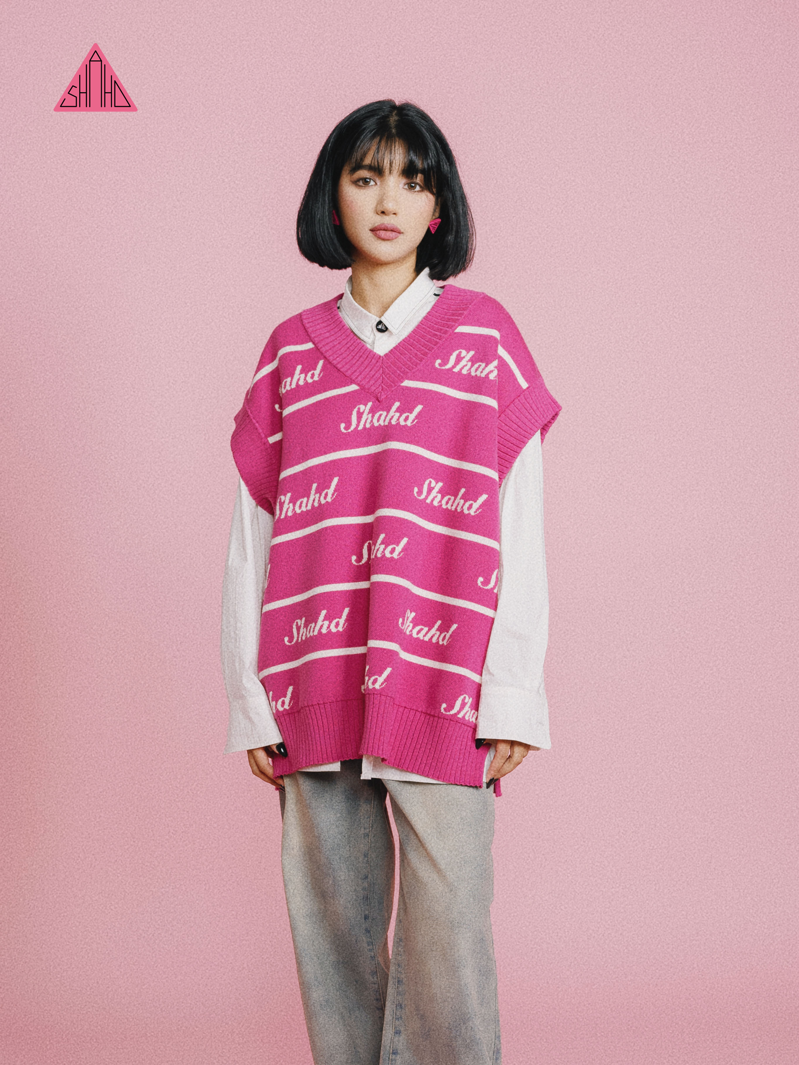 SHAHD 玫红字母条纹针织马甲黑白经典配色