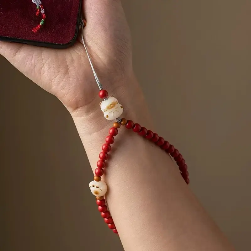 文艺创意朱砂手机链挂绳可爱招财猫咪挂饰女文艺手腕带绳子包