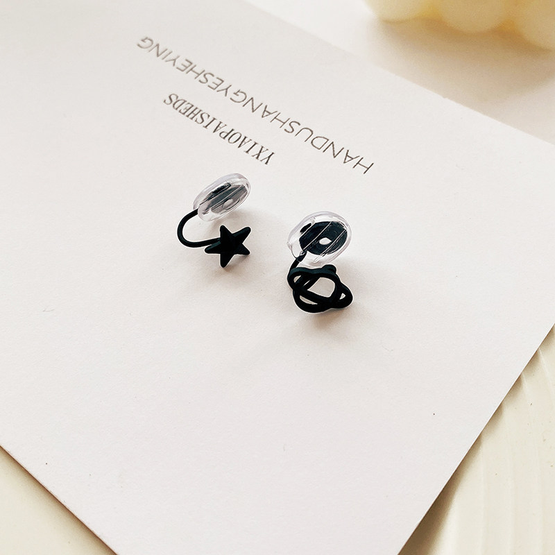 黑色不对称星球耳钉简约精致小巧冷淡风气质耳饰蚊香盘无耳洞耳夹,饰品/流行首饰/时尚饰品新,耳夹,淘宝优惠券,粉丝福利购,淘宝优惠卷