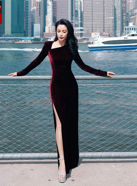 李冰冰同款深酒红色真丝绒连衣裙主持人晚礼服斜肩长款收腰显瘦女