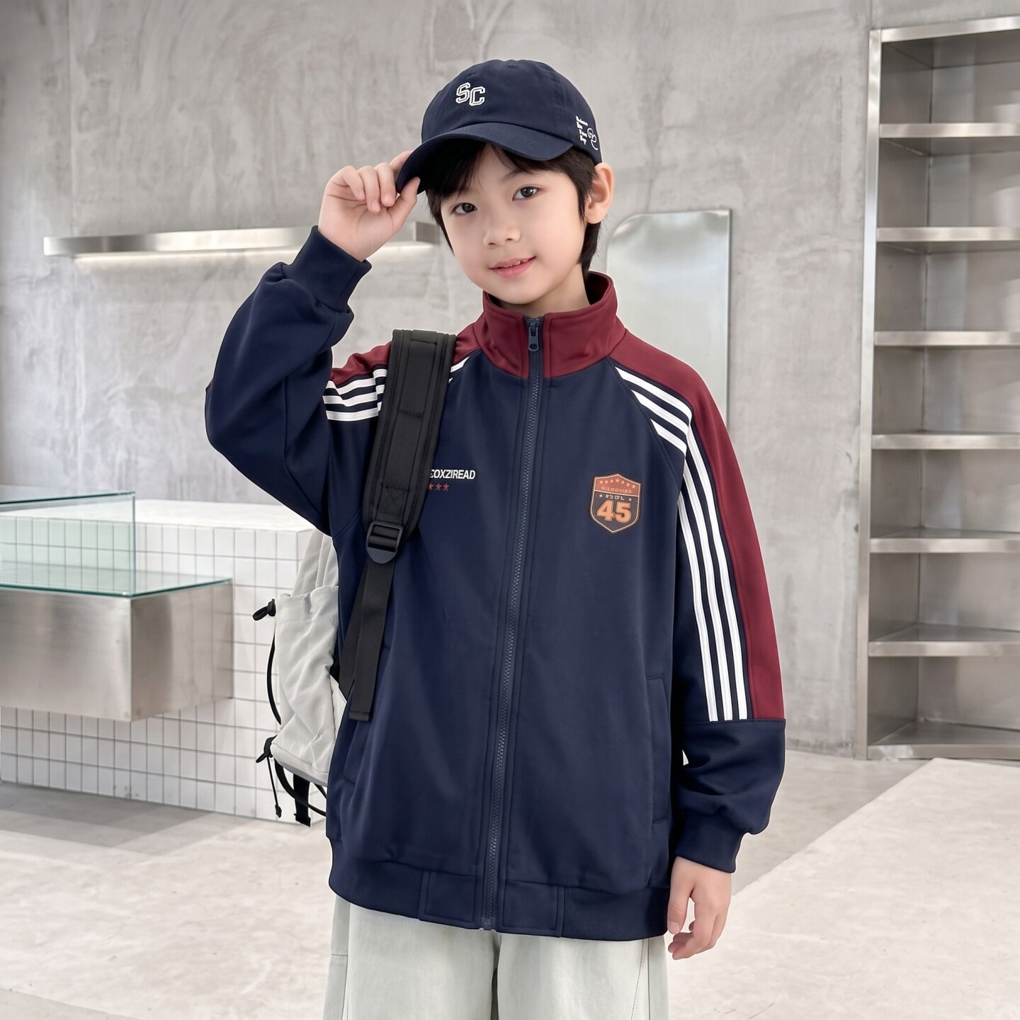 男童外套秋季潮酷2026新款立领夹克中大儿童宽松男孩春秋百搭上衣