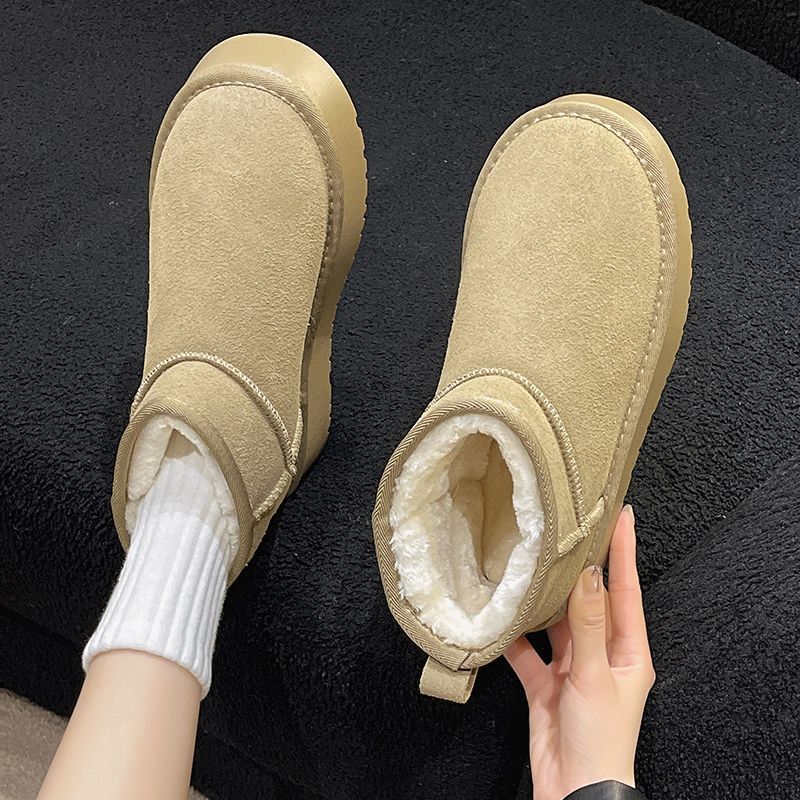 厚底雪地靴女皮毛一体2025新款周冬雨同款短筒冬季加绒加厚鞋子