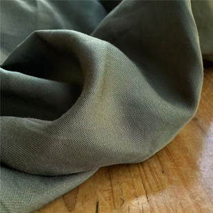 公司定制顺滑凉爽军绿色斜纹天丝亚麻柔软舒服裤子服装布料