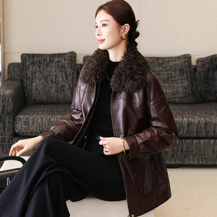 卡若维娅2025新款真皮皮衣羽绒服女中长款羊羔毛领皮衣外套宽松