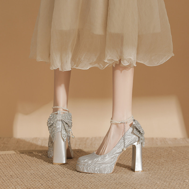 银色订主婚纱鞋不累脚高跟鞋粗跟厚底防水台绝美高级感玛丽珍女鞋