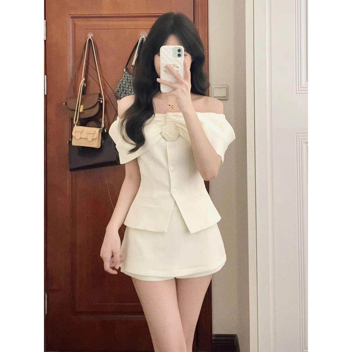 松栗奶油同款奶白一字肩小香风套装女单排扣上衣高腰外套短裤,女装/女士精品,连衣裙,淘宝优惠券,粉丝福利购,淘宝优惠卷