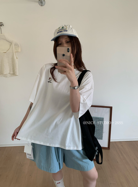 奶思家NICE STUDI-2026夏上新百搭前后kitty图案宽松短袖T恤L8825