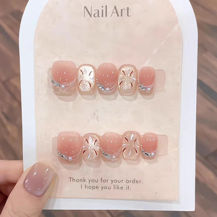 新年浪漫烟花绽放秋冬猫眼穿戴甲闪粉渐变色高级感粉色短款美甲