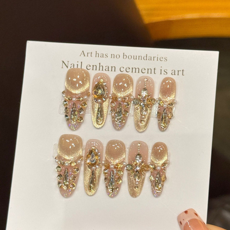 温柔显白轻奢纯手工穿戴甲金色闪粉水钻珍珠可拆卸高级感美甲甲片,彩妆/香水/美妆工具,穿戴甲/甲片,淘宝优惠券,粉丝福利购,淘宝优惠卷