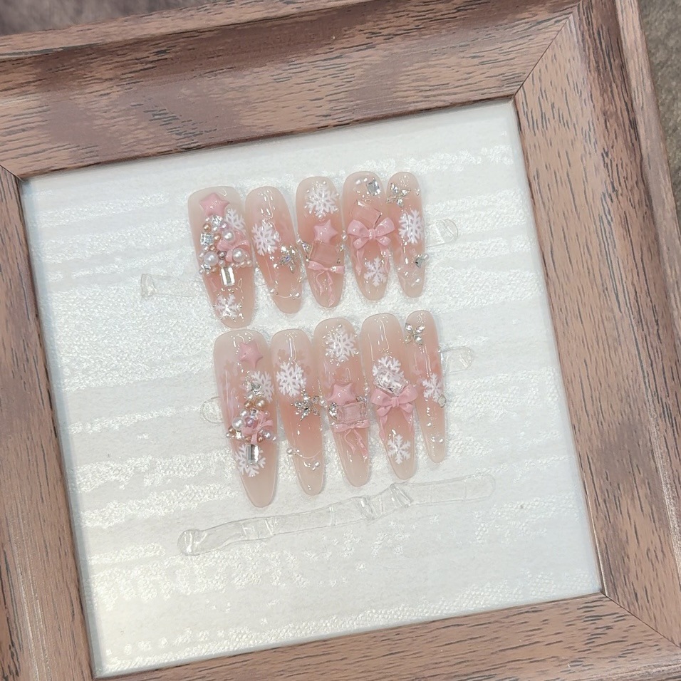 圣诞蝴蝶结穿戴甲显白少女心