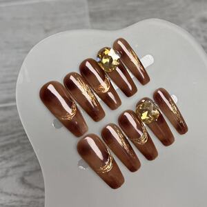 琥珀鎏金穿戴甲秋冬ins简约轻奢高级感显白辣妹长款可拆卸假指甲