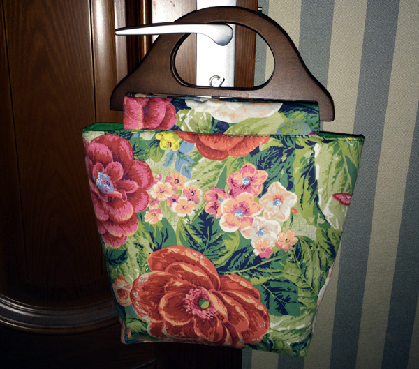 Hot selling printed cotton handbag square retro wooden frame bag Diana bag zipper youth national style handbag women