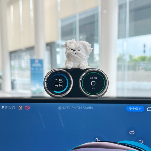 潦草小狗 小米su7ultra双表盘蔚来nomi音响帽奥迪Q6l汽车摆件装饰