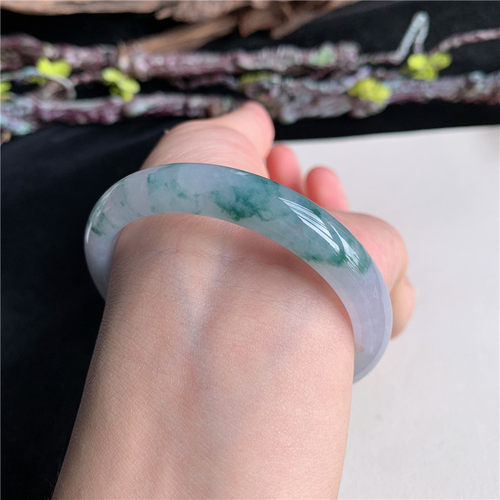 7月新品 鸿玉翡翠53圈口冰糯种飘绿花正圈玉手镯女款正品12F70701