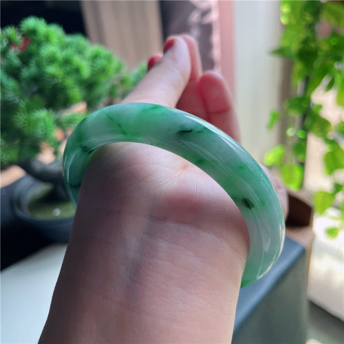 10月新品 鸿玉翡翠60圈口冰糯种飘阳绿花正圈玉手镯女款26JJ1011