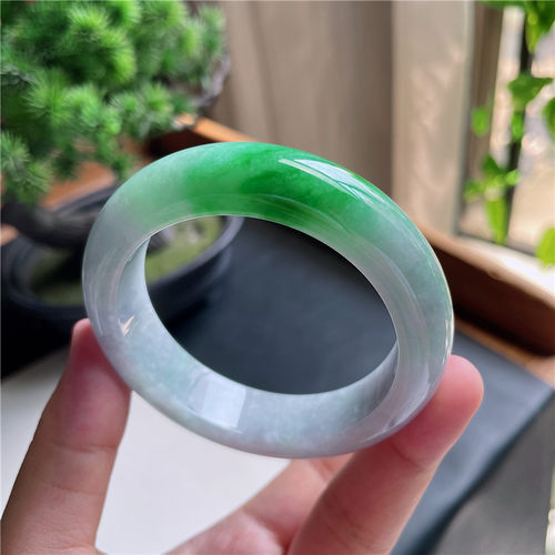 9月新品 鸿玉翡翠52圈口冰糯种紫底飘阳绿正圈玉手镯女款23F70911