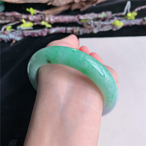 6月新品 鸿玉翡翠59圈口冰糯种紫底飘阳绿正圈玉手镯女款47B90624