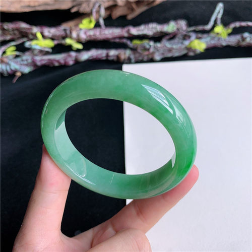7月新品 鸿玉翡翠52圈口冰糯种阳绿色正圈玉手镯女款正品24W30618