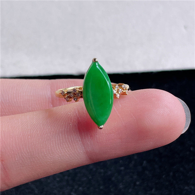 9月新品 鸿玉翡翠18k金镶嵌冰糯种马鞍马眼精美戒指 A940911