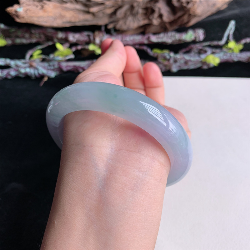 7月新品 鸿玉翡翠60圈口冰糯种紫底飘绿正圈玉手镯女款30T50717