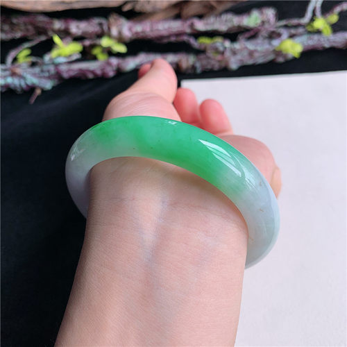 6月新品 鸿玉翡翠57圈口冰糯种飘阳绿正圈玉手镯女款正品28F70623