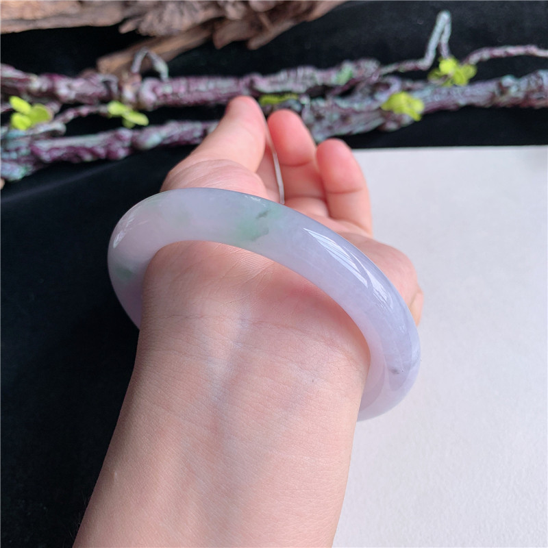 7月新品 鸿玉翡翠58圈口冰糯种紫罗兰飘绿圆条玉手镯女款5X20718
