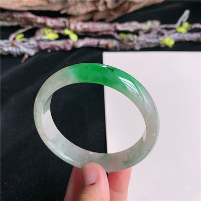 5月新品 鸿玉翡翠55圈口冰糯种飘阳绿正圈玉手镯女款正品35G50508