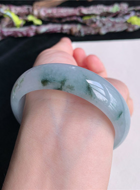 6月新品 鸿玉翡翠55圈口冰糯种飘绿花正圈玉手镯女款正品8Y90606