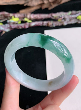 5月新品 鸿玉翡翠52圈口冰糯种飘绿花正圈玉手镯女款正品10H50519