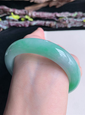 6月新品 鸿玉翡翠55圈口冰糯种飘阳绿正圈玉手镯女款正品9G50602