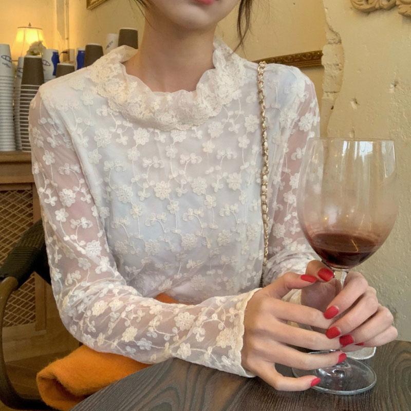 實價實拍米色少女感蕾絲打底衫