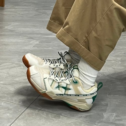 李宁石宇奇ACE石宇奇减震耐磨