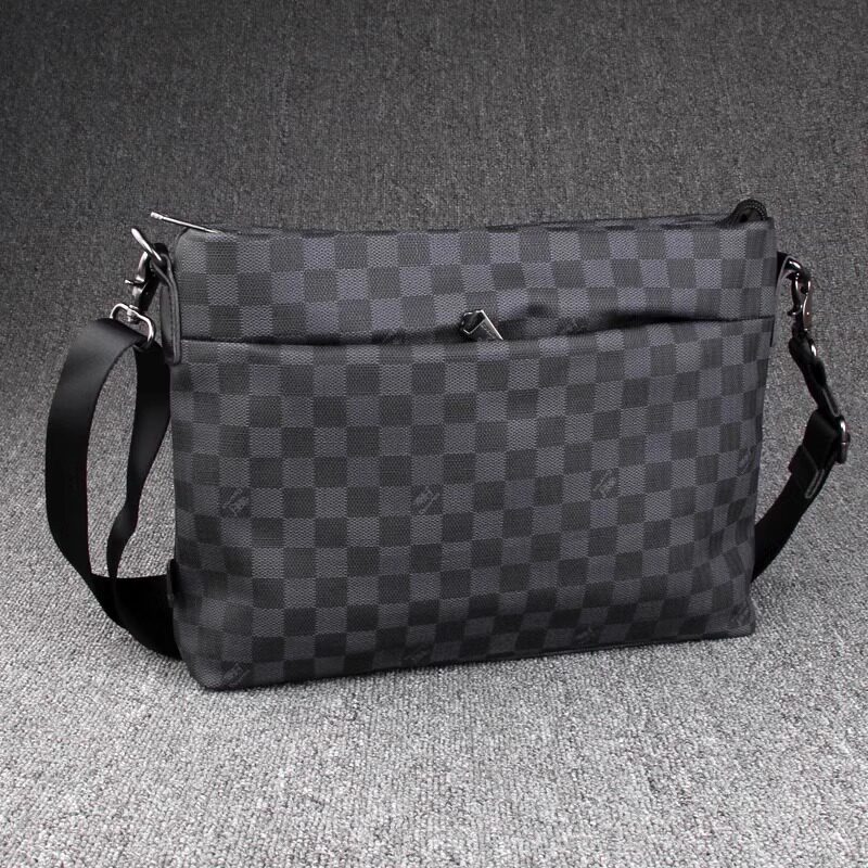 香港代购男包真皮单肩包格子斜挎包男商务大容量休闲单肩斜挎包潮