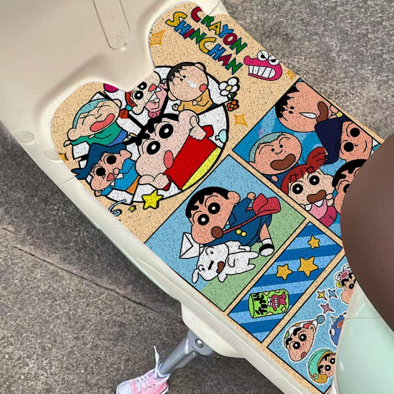 蜡笔小新电动车脚垫卡通耐磨丝圈