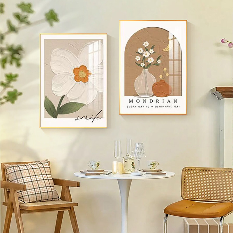 现代简约餐厅装饰画轻奢高级感原木奶油风沙发背景墙挂画玄关壁画