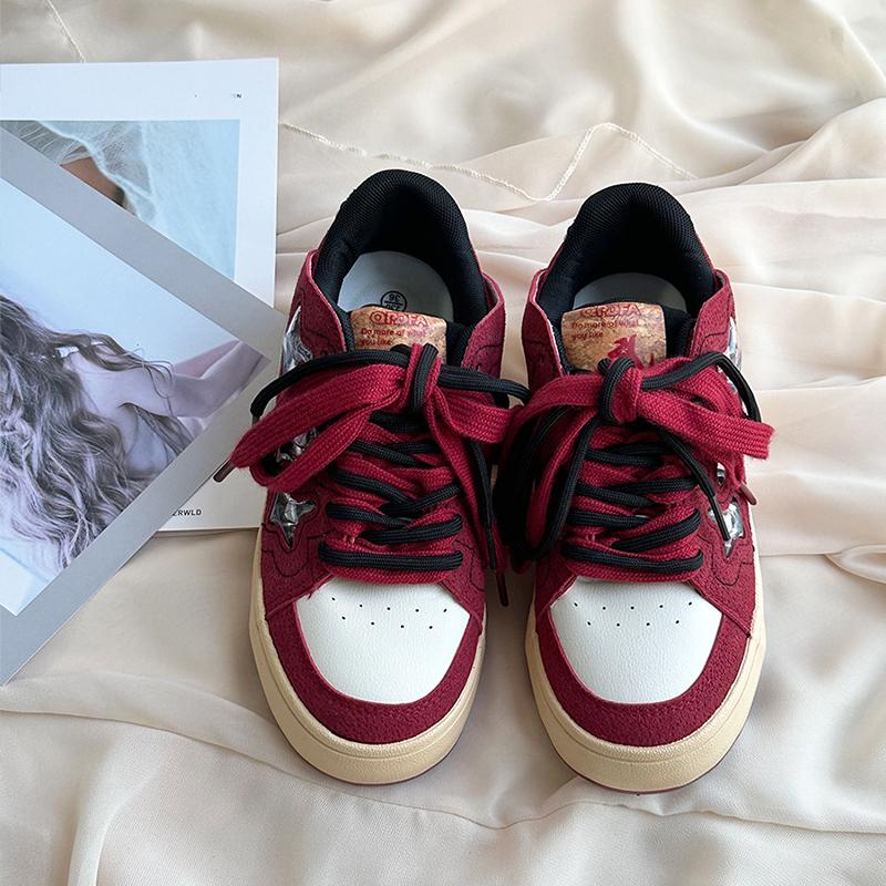 2024新款酒红色星星板鞋潮双鞋带
