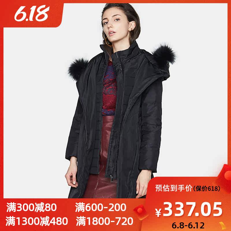艾格冬季女装时尚搭配保暖中长款连帽羽绒服Y590