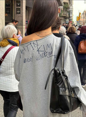 blacklabel 26早春新款 字母logo卷边露半肩棉长袖T恤 Matin 男女