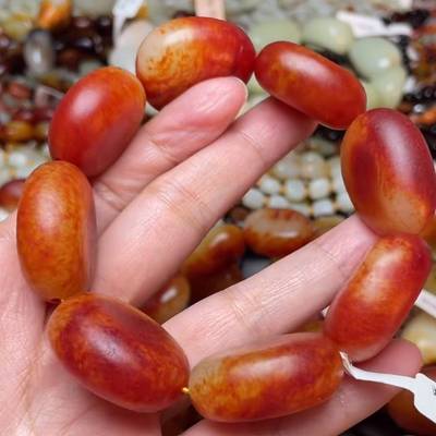 羊脂级红沁皮原石籽料手串手链