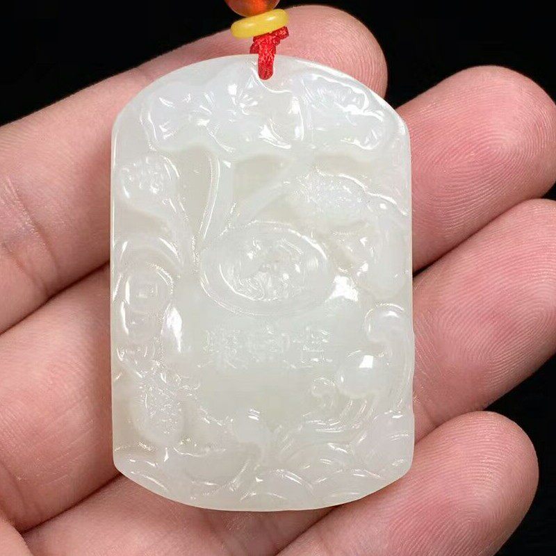 招财进宝吊坠新疆和田玉