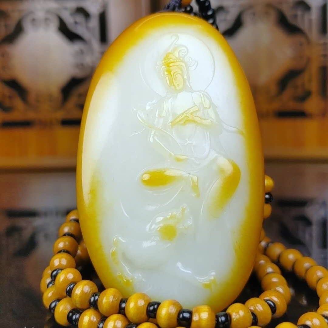 新疆和田玉吉祥观音吊坠洒金皮籽料原石观音挂件男女款玉吊坠包邮