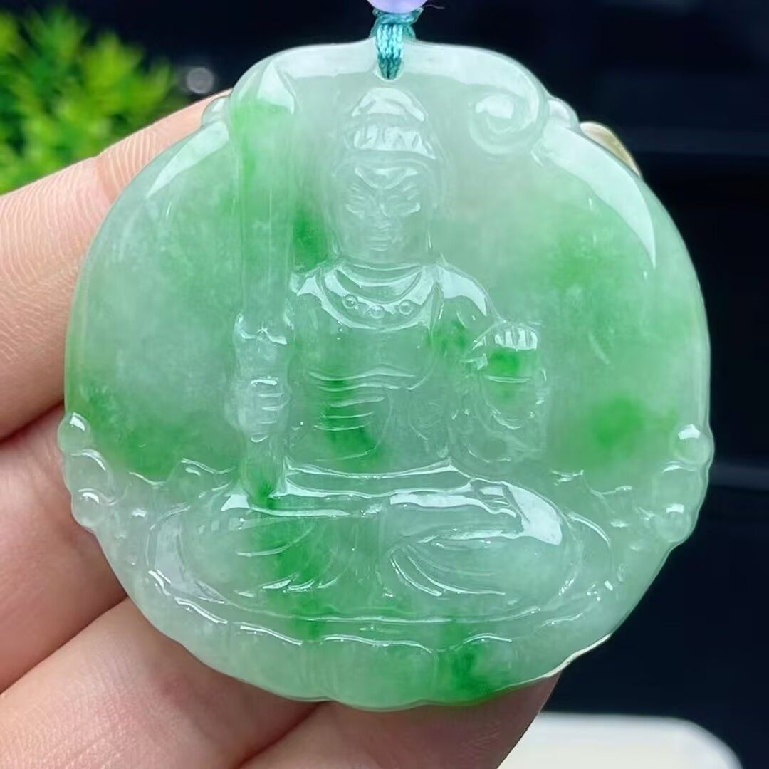 翡翠处理不动明王守护神玉挂件