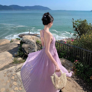 2024跨境新品 春夏旅行拍照好看长裙 度假风粉紫色露背挂脖连衣裙
