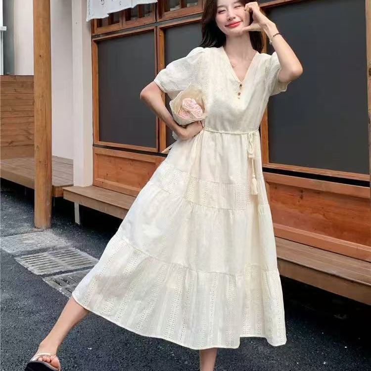 新中式甜美v领连衣裙女夏2025新款设计感小众显瘦宽松轻熟风裙子