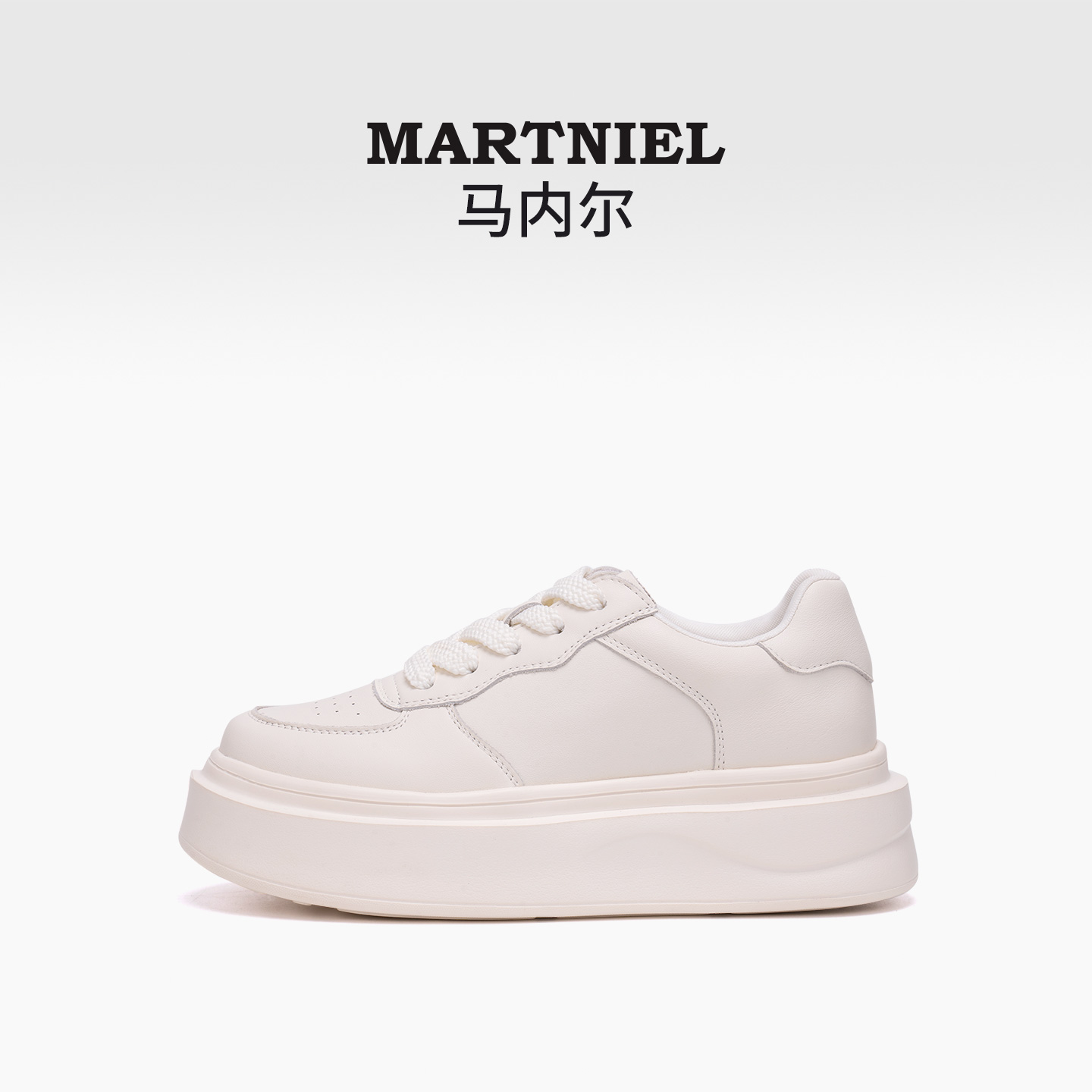 马内尔厚底简约白色鞋子