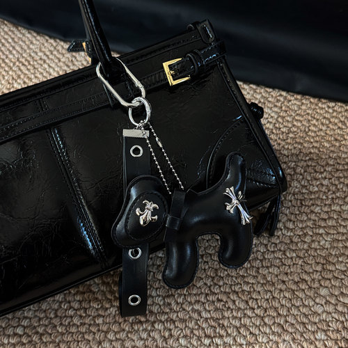 【高级有质感】暗黑酷炫皮制包挂